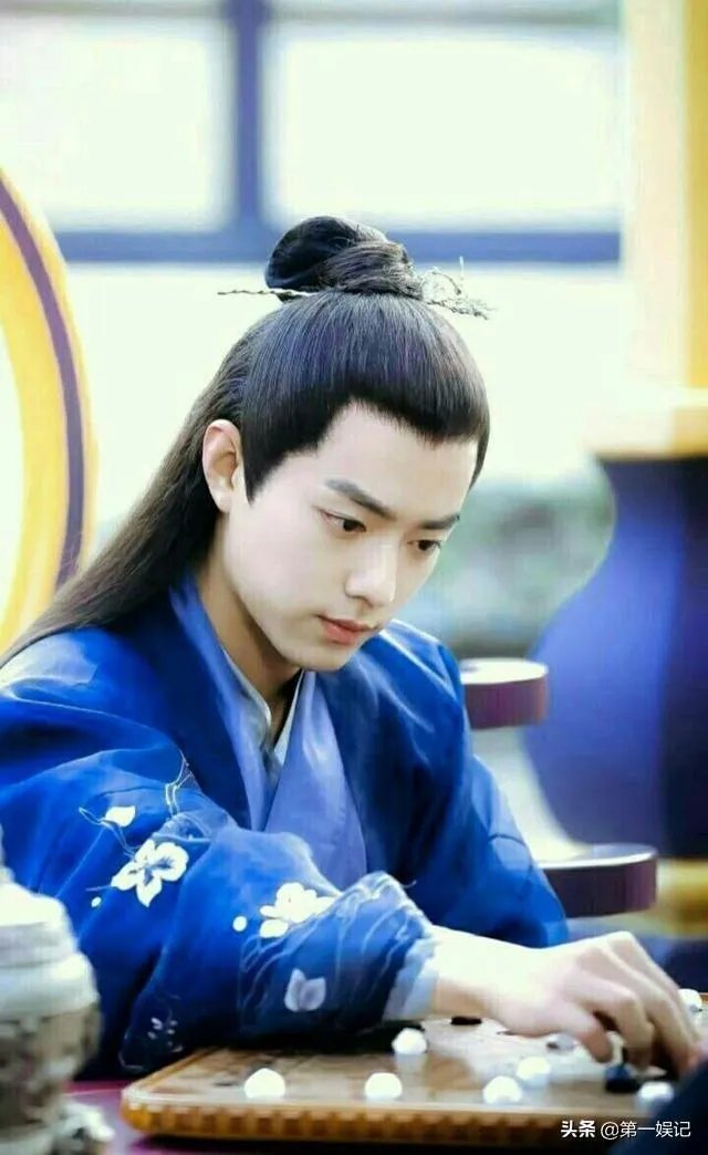 一线、二线、三线演员一般片酬是多少？