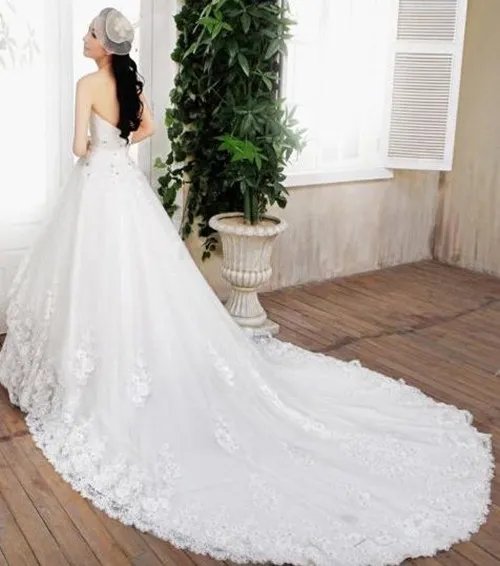 婚纱租赁一般多少钱 租婚纱六大要素