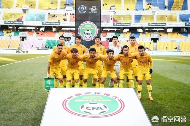 李铁带领的中国男足在东亚杯获得了季军，大家怎么看？