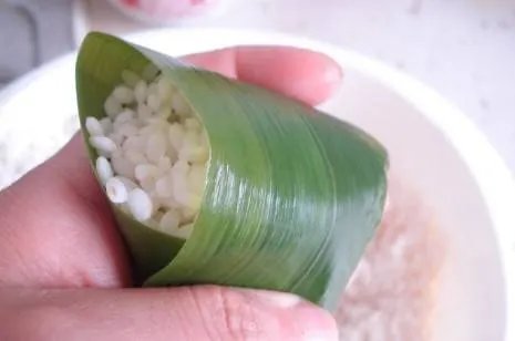 白粽子怎么包