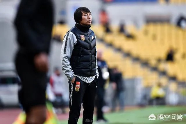 李铁带领的中国男足在东亚杯获得了季军，大家怎么看？