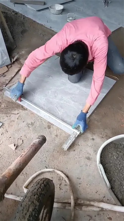 没有工具怎么切割瓷砖