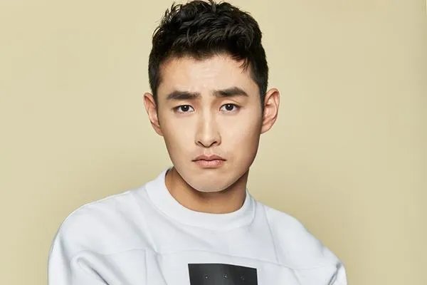 王彦霖被拍到与虞朗疑似同居，虞朗之前叫沈夕浓为什么会改名？