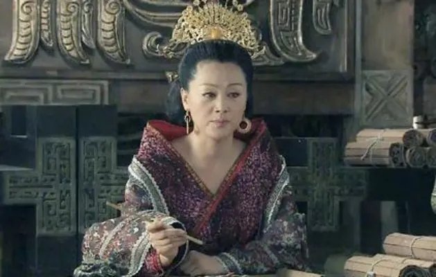 吕雉为什么对戚夫人下手那么狠 看看戚夫人所作所为就知道了