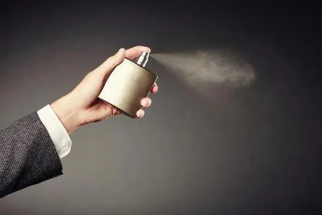 香水的正确用法？