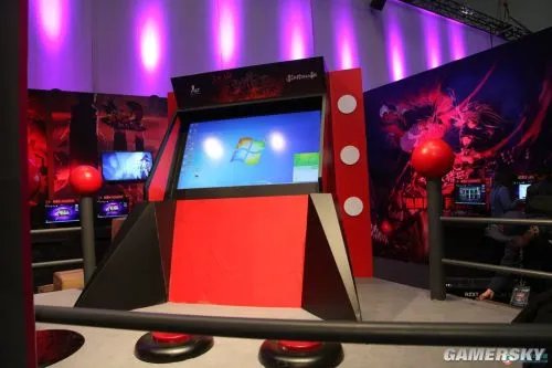 TGC 2013：腾讯嘉年华今日开启 带你逛场馆看美女