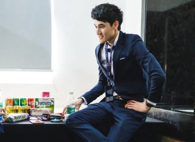 TES官宣Karsa加盟，RNG官博留下一条感人评论，1小时收获4000点赞，你有何看法？