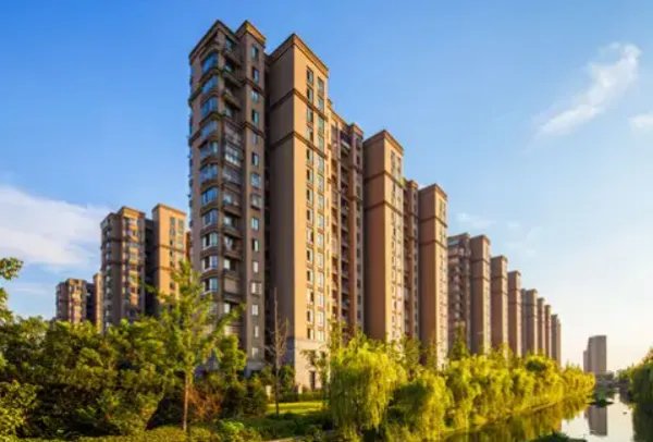 全国近八成地级市房价低于万元，房地产行业会迎来怎样的变化？