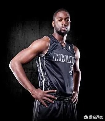 最后时刻连进三分+绝杀，韦德还好意思退役吗？