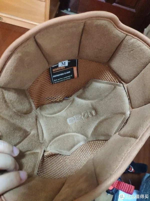 哪家头盔值得买？永恒、LS2、BEON三家对比测试