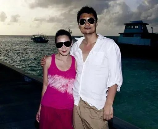 刘若英的感情经历,现任老公是谁