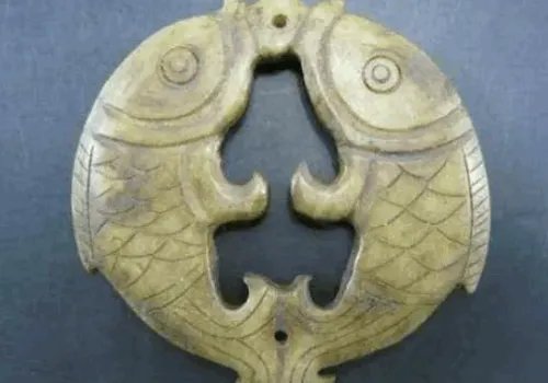 双鱼玉佩恐怖的5张照片吓死人