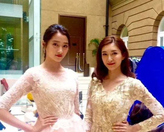 关晓彤和江疏影什么时候认识的？关晓彤为何给江疏影化妆？