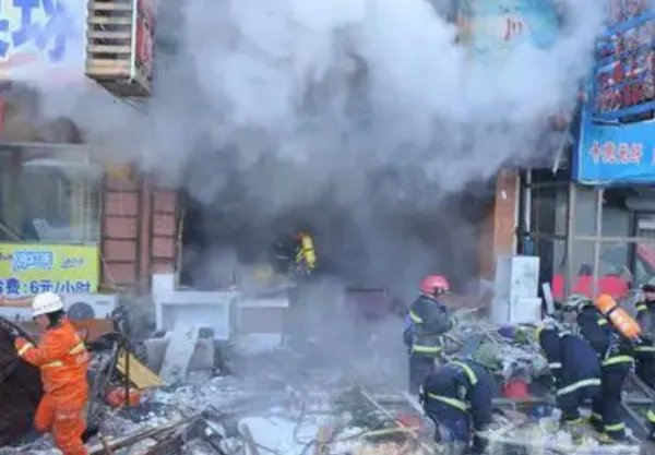 长春一餐厅突发大火致17死3伤，液化气爆炸的威力有多大？