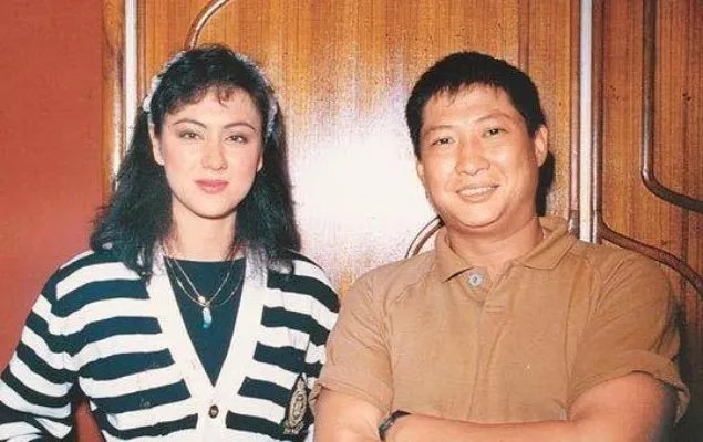 洪金宝的老婆叫什么名字,洪金宝比老婆大几岁