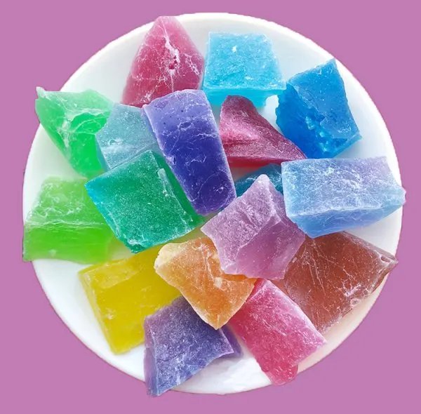 水晶糖果很受小孩欢迎,水晶糖果是怎么做的?