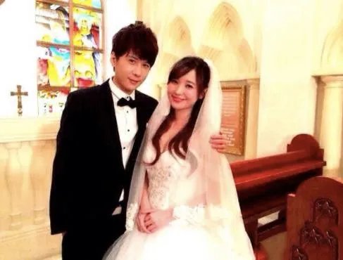 这都2020了，错过了18年，金莎李智楠还玩隔空示爱？ ​