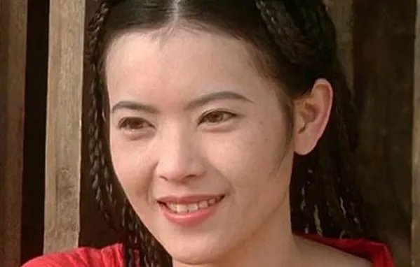 蓝洁瑛落魄时，为什么没有人帮她？