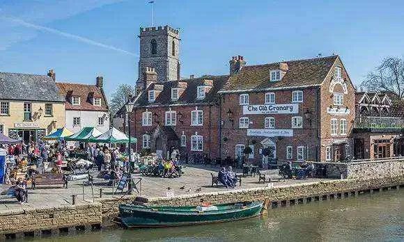 英国的夏令时是从什么时候开始到什么时候结束？