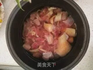 鸡肉炖土豆