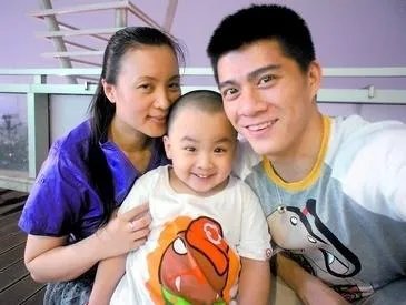 羽毛球名将傅海峰有几个孩子？