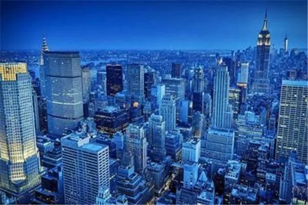 在美国可以为所欲为的当前十大财团中，哪个财团最牛？