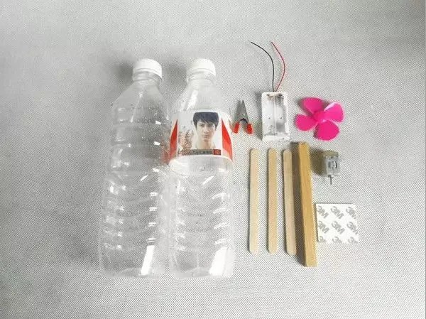 怎样制作一个根据原理的科技小制作？