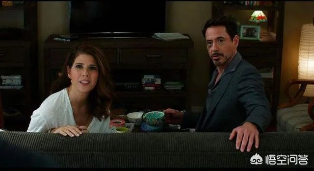 梅姨在《蜘蛛侠》第一部结尾知道了帕克的身份，第二部就这么坦然接受了吗？不担心吗？