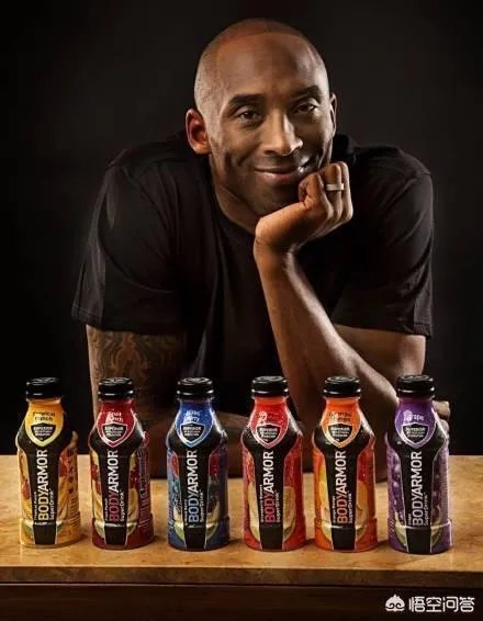 周杰伦和科比谁的收入更高,有哪些依据?