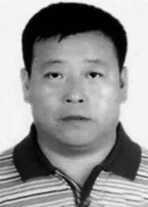 袁诚家的人物简介