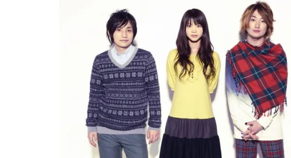 火影忍者主题曲:萤之光是哪个日本歌手唱的