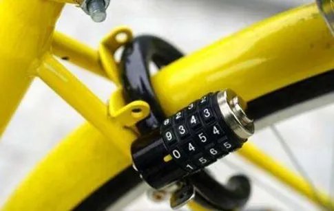 ofo共享单车结束行程后，怎么锁车？