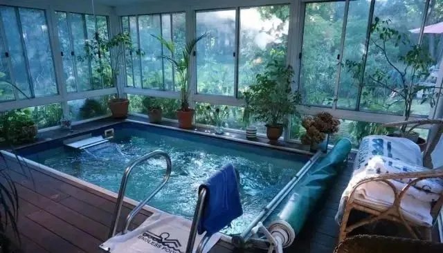 冬日里的花园阳光房，尽享暖暖的春色