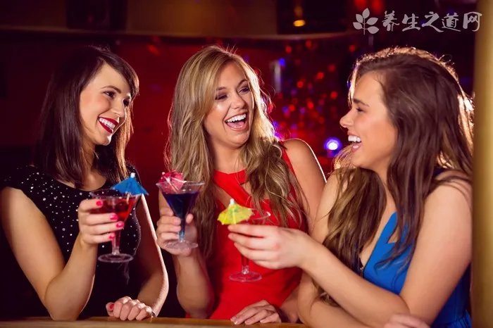 草莓花果期管理技术