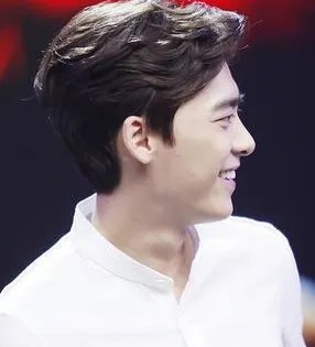 王思聪跟李易峰