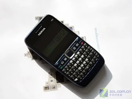 核心软硬件未缩水!诺基亚E63中文版首测