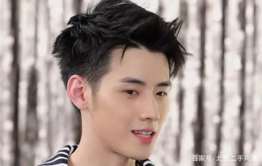 任豪被官媒点名，终于发文道歉，对此大家怎么看呢？