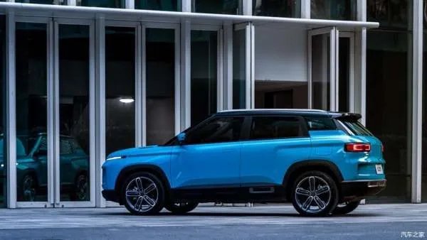 吉利ICON已经上市，共四款车型，不推荐买最贵版本