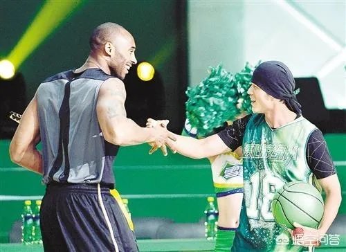 周杰伦和科比谁的收入更高,有哪些依据?