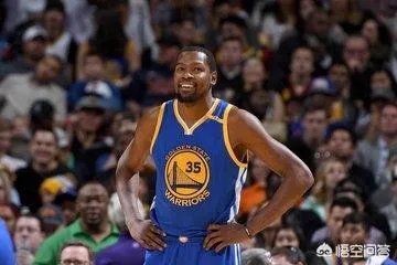 勇士102:111活塞,库里复出得27分,怎么评价库里本场比赛的表现?