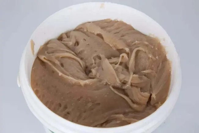 使用卡本科技的粘钢胶和灌钢胶有什么异同点呢？