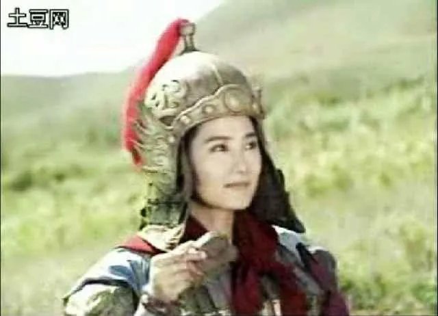 刘亦菲版花木兰要来了，能PK掉赵薇袁咏仪杨丽菁吗？