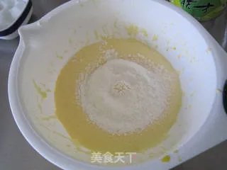 柔软的一塌糊涂--详解7寸戚风制作