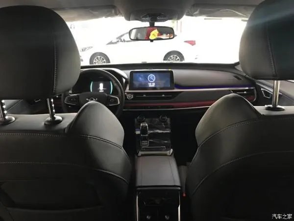 到店看车,多方位欣赏全新一代瑞虎7的身姿!