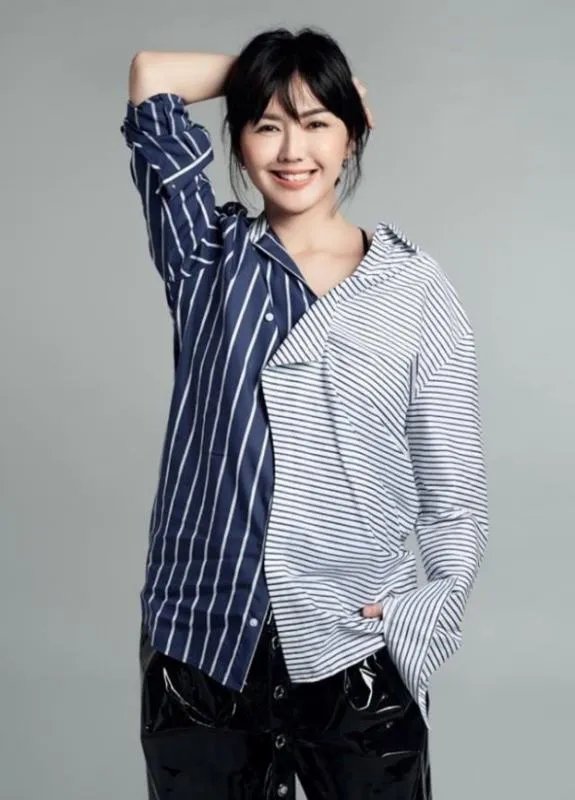 孙燕姿是什么时候出道的?