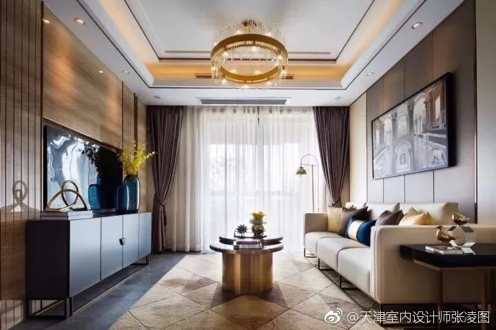 轻奢视觉空间系列2，中性色调的硬装搭配大量的金色配饰，通过蓝...