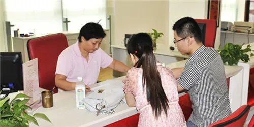 结婚证明怎么开 领结婚证需要什么资料