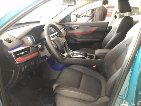 到店看车,多方位欣赏全新一代瑞虎7的身姿!