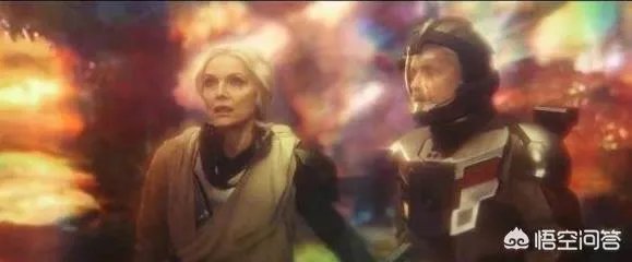 如果反派用纳米虫能不能秒杀钢铁侠？或者蚁人变小进入钢铁侠的盔甲会不会很致命呢？