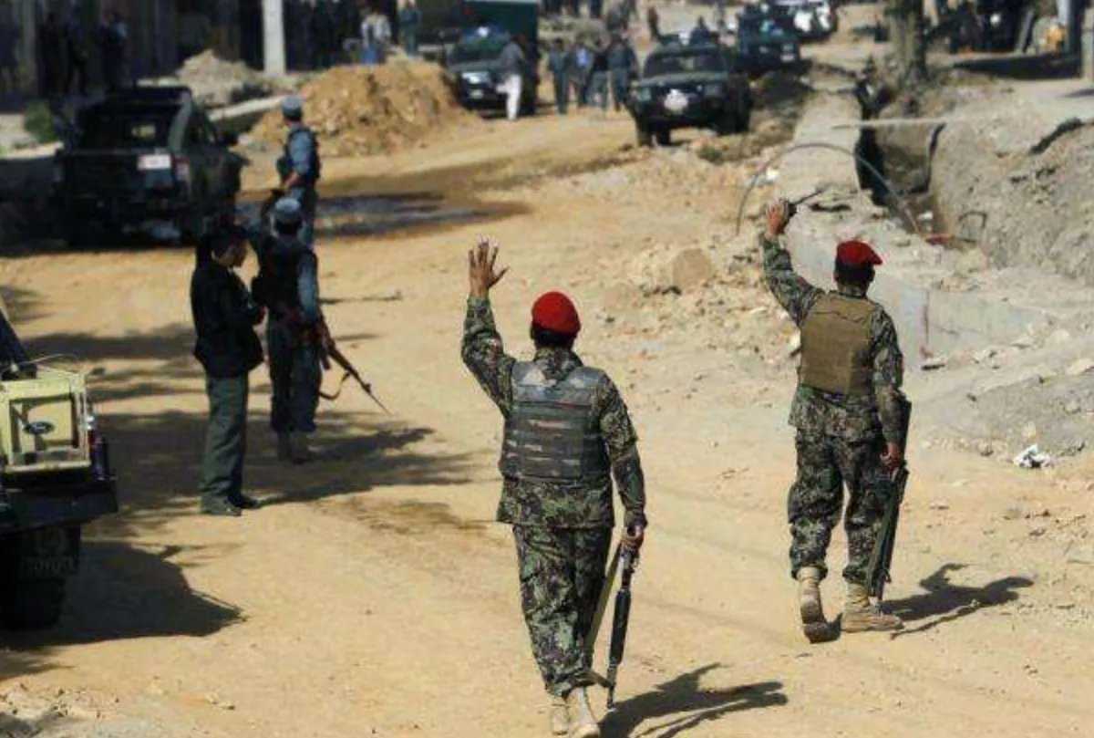 阿富汗总统府遭火箭弹袭击，是谁这么猖狂？